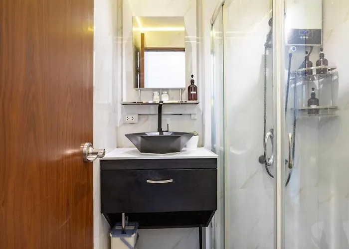 Apartment Yugen 幽玄 Makati - Malls, Little Tokyo, Pool